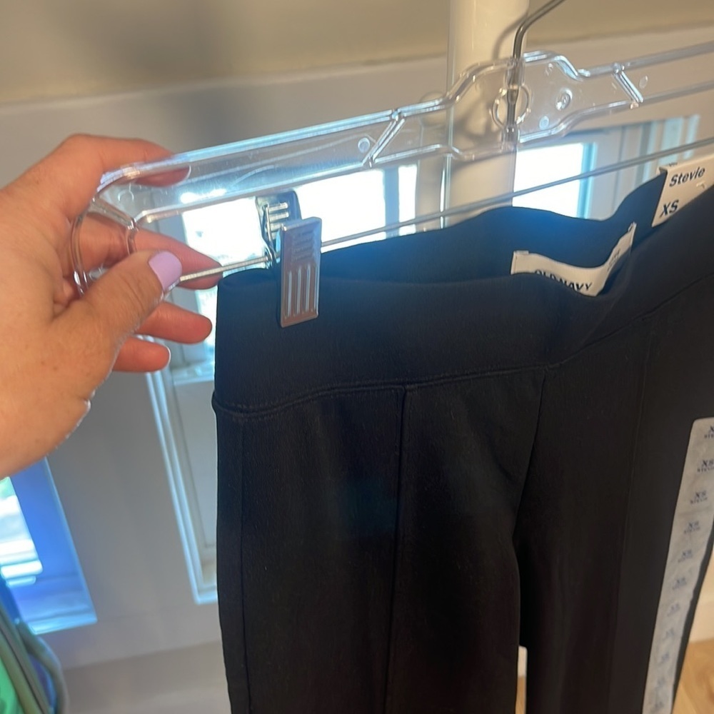 NWT- Old Navy Stevie High-Rise Pants Black, Size XS - Picture 3 of 4
